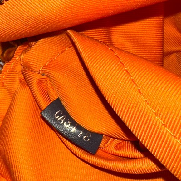 GRAY LOUIS VUITTON MONOGRAM SATELLITE ALPHA MESSENGER CROSSBODY BAG - Picture 4 of 4